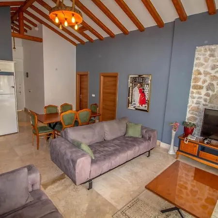 Villa Patara Tiffany 3+1 Villa, Oezel Havuzlu,