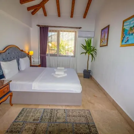 Patara Tiffany 3+1 Villa, Oezel Havuzlu,