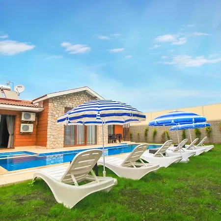 Patara Tiffany 3+1 Villa, Oezel Havuzlu, Vilă *